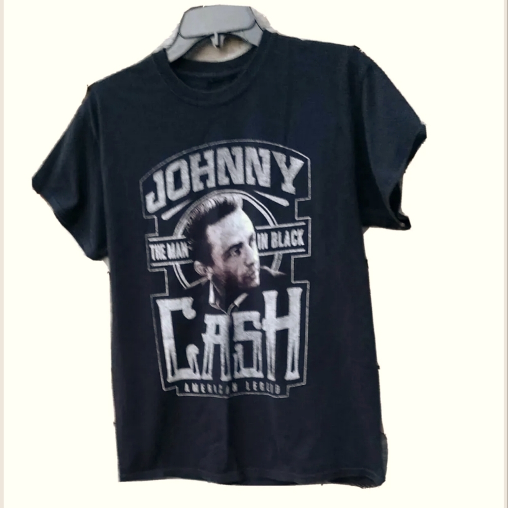 Johnny Cash T-shirt The Man in Black By Cash Black With Graphics  Medium